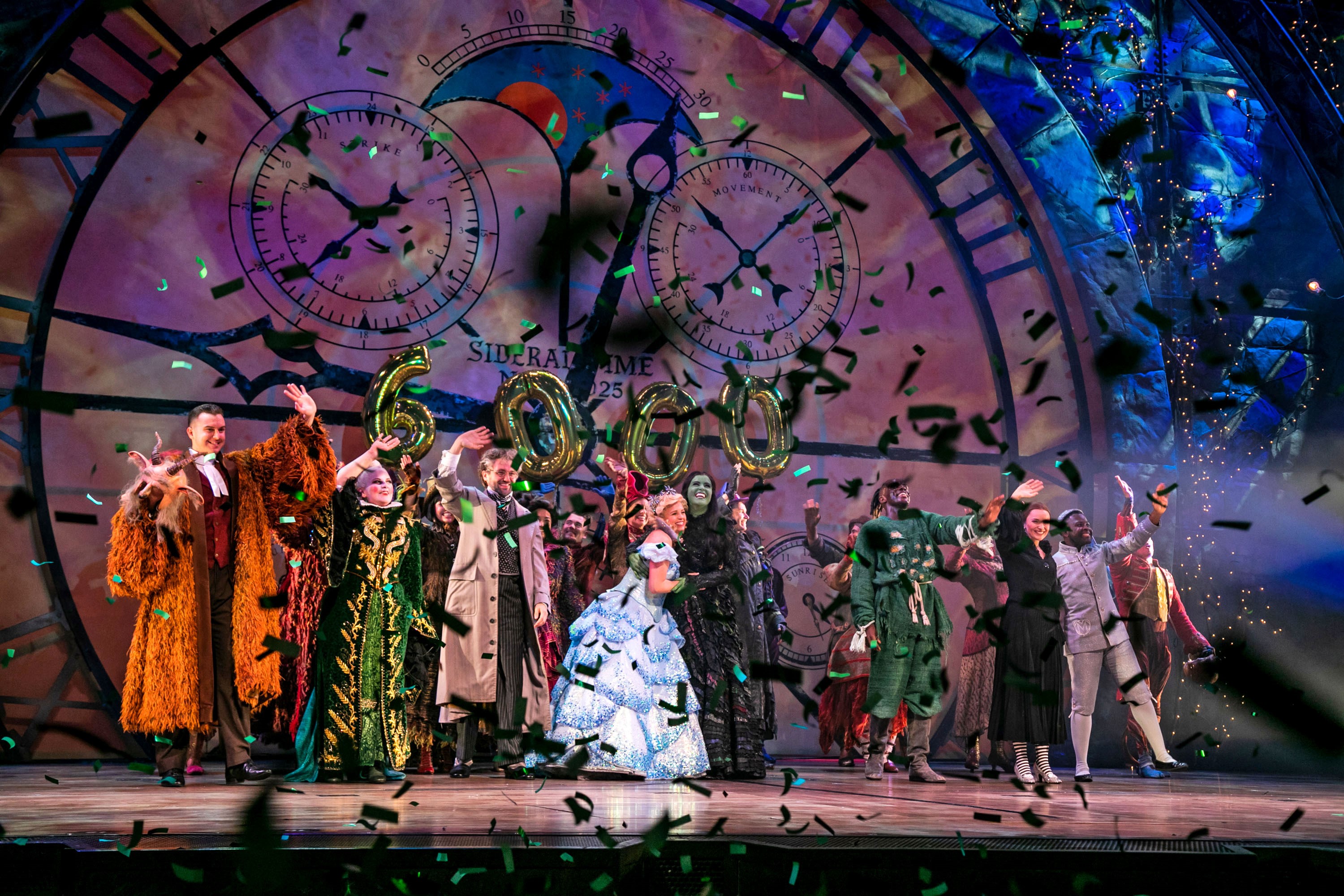 ‘Wicked’ celebrates 6000 thrillifying performances in the West End