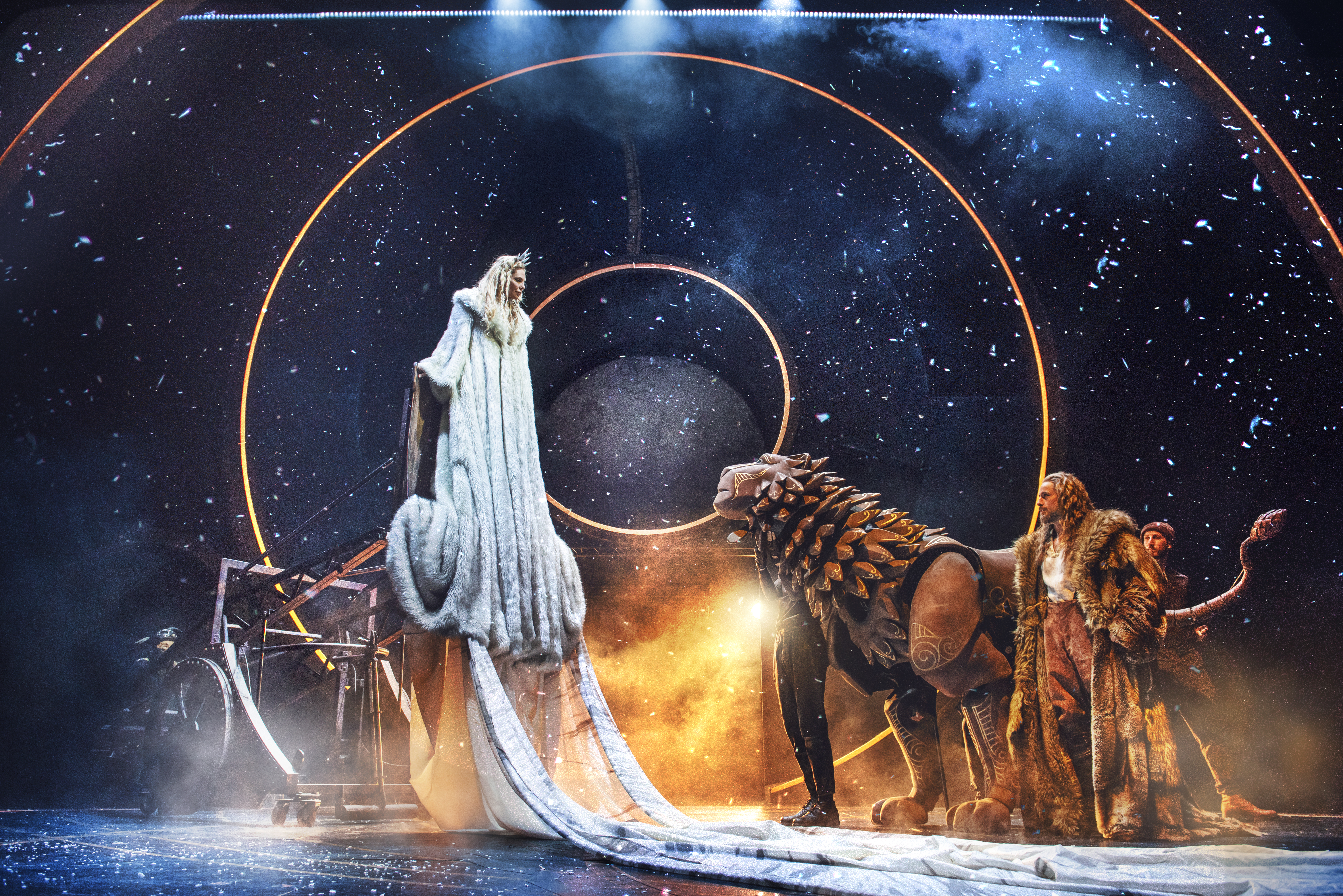 Review of ‘The Lion, The Witch and The Wardrobe”: “There’s no winter in this Narnia”