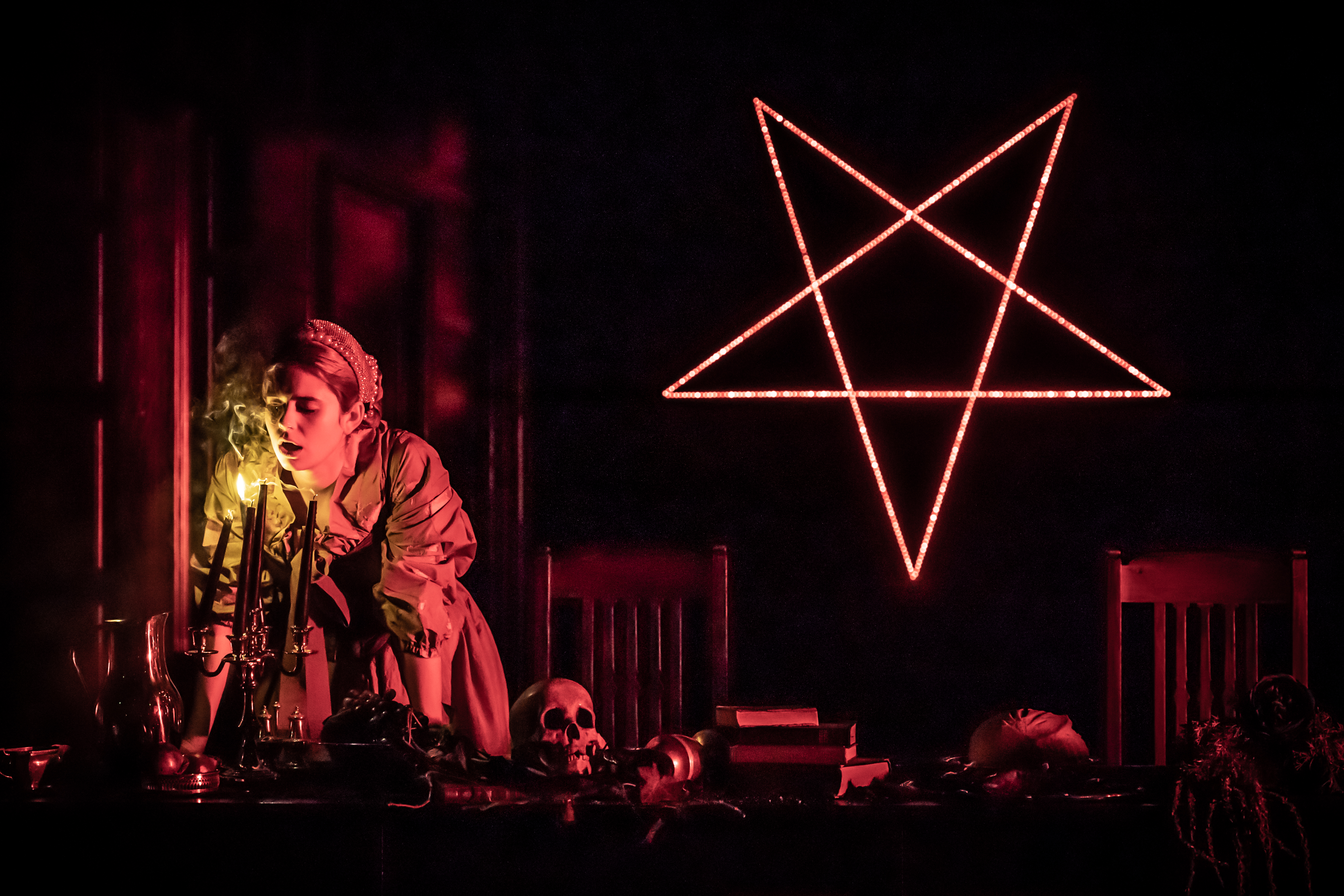 Review of ‘Women, Beware The Devil’: “Hazed darkness”