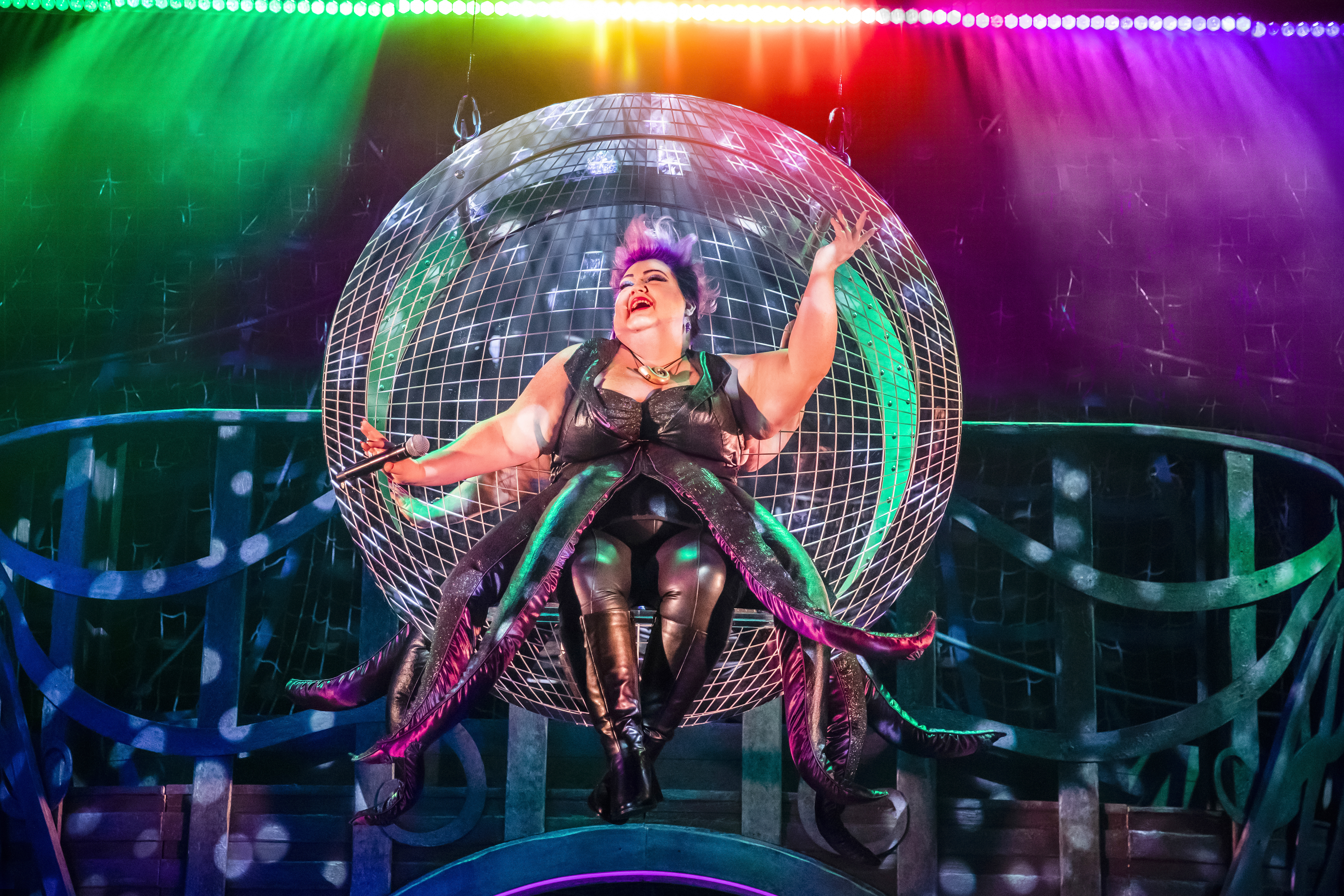 Review of ‘Unfortunate’: “It almost defied gravity”