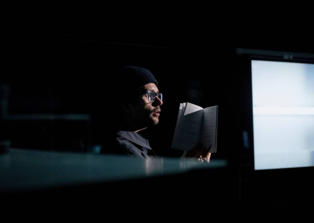 Review of ‘Bluets’: “Specks of lapis lazuli emotion”