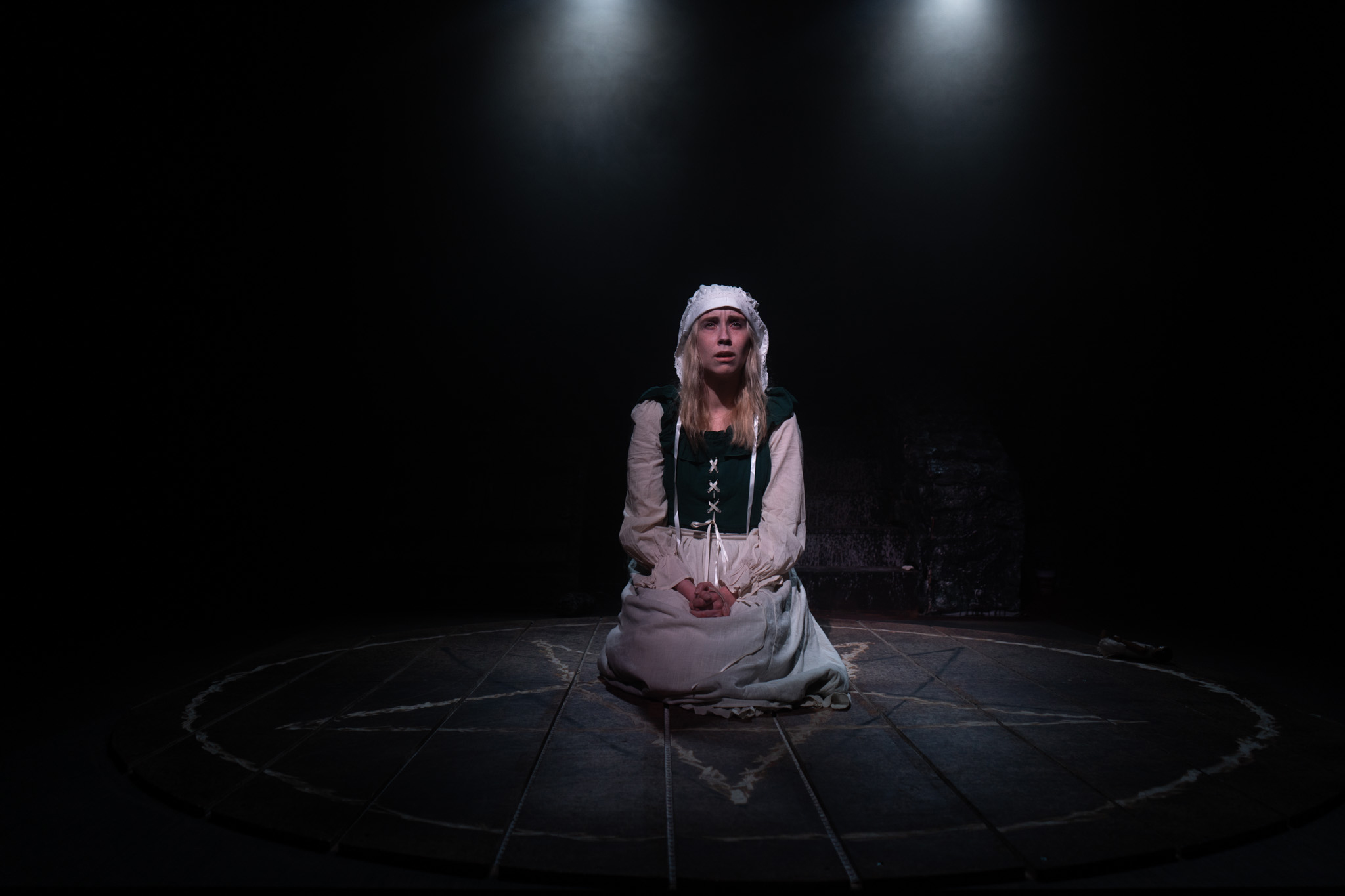 Review of ‘The Witching Hour’: “Not quite the right stage fright”