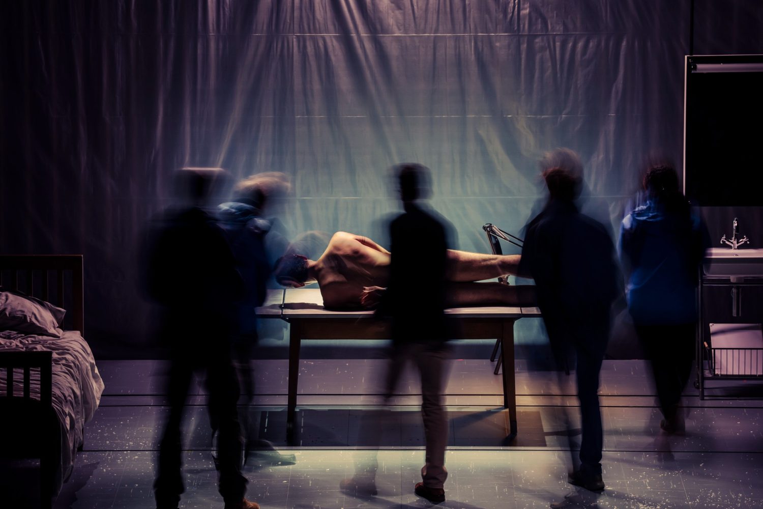 Review of ‘Mnemonic’: “No need for idiot cards”