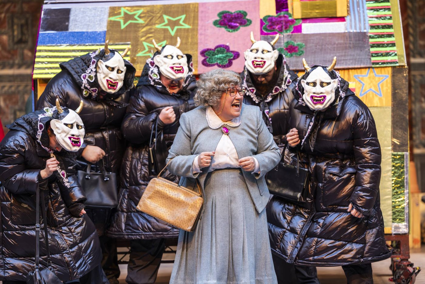 Review of ‘Hansel and Gretel’: “A sweet journey, but far from the greatest British bake off”