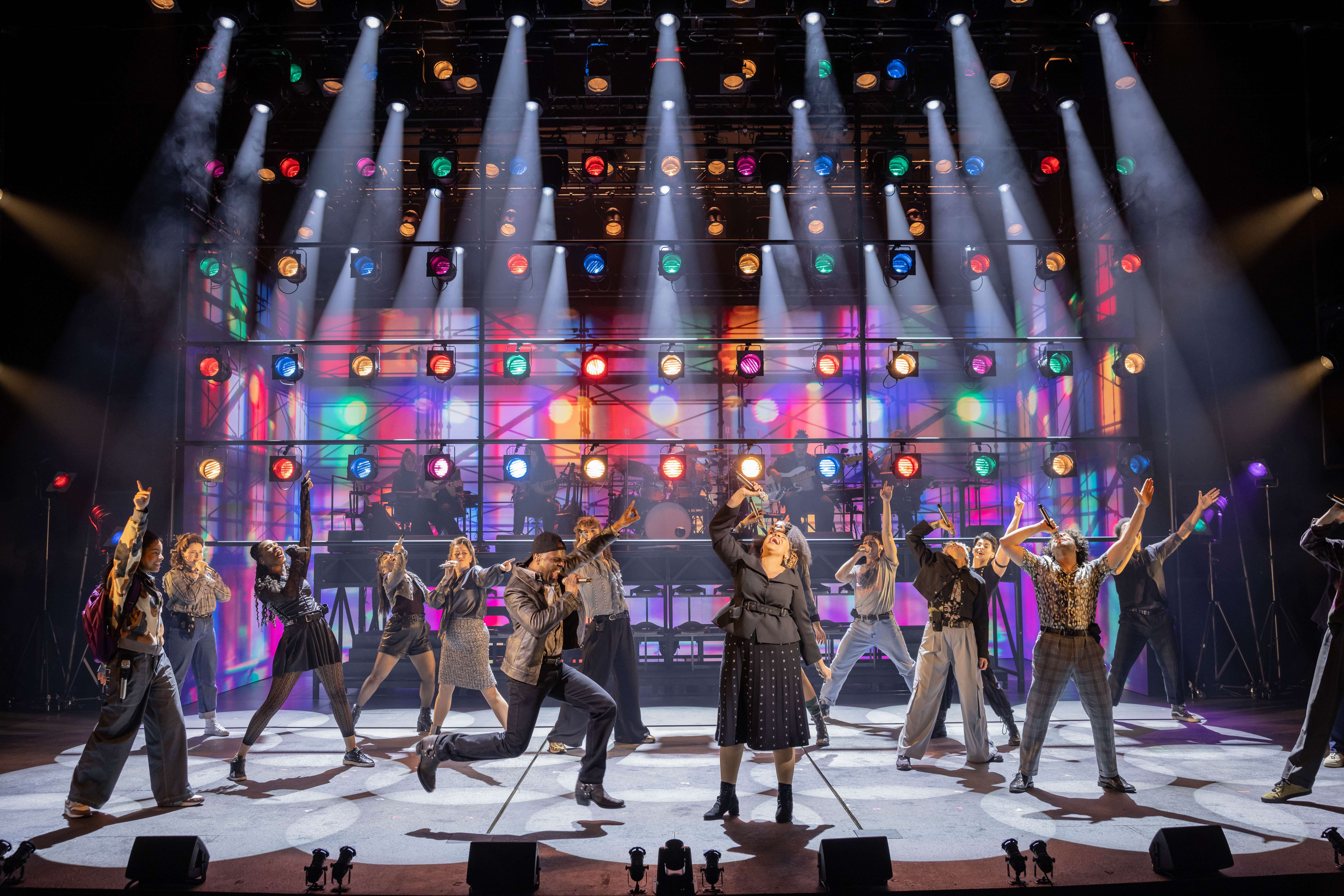 Review of ‘Just For One Day’: “Nostalgic radio-GaGa show gets viewers dancing with tears in their eyes”