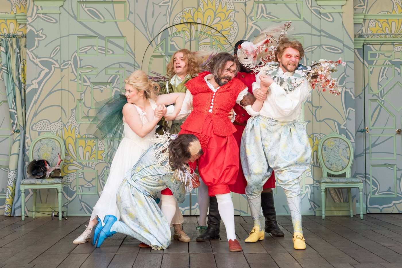 Review of ‘The Merry Wives of Windsor’ (The Globe): “Historically-themed remake has no other charms after setting the attractions of its good parts apart”